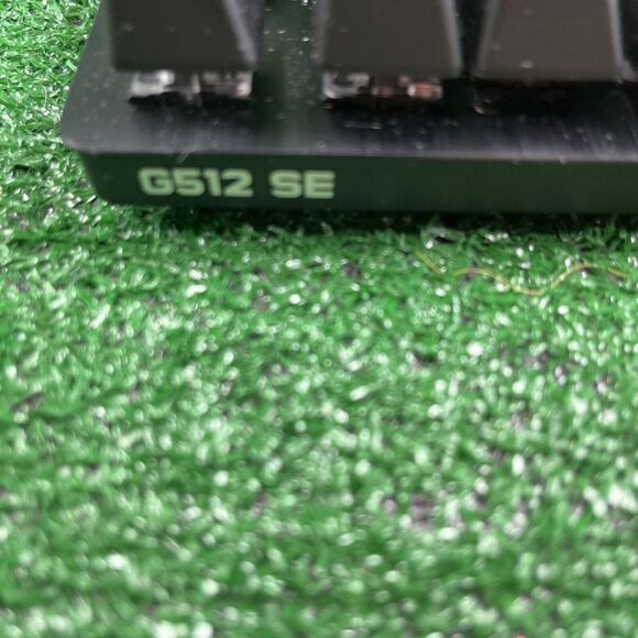 Logitech G512 Carbon RGB Keyboard Tactile Tested Works - Picture 8 of 10